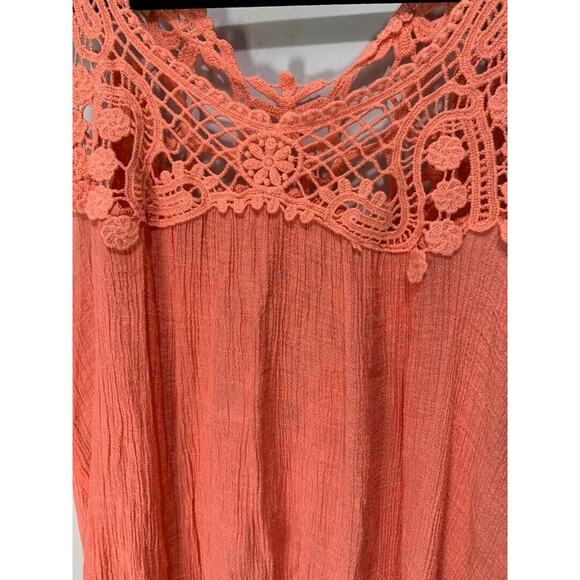 Crochet Lace Coral Sleeveless Top With Boho Design & Textured Fabric - Picture 3 of 3